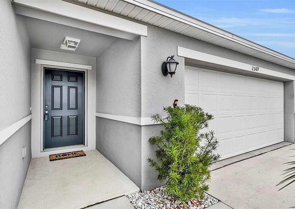 1st image of 2369 Crossandra St