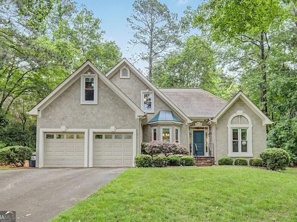 157 Stanbrough Dr, Dallas, GA 30157
