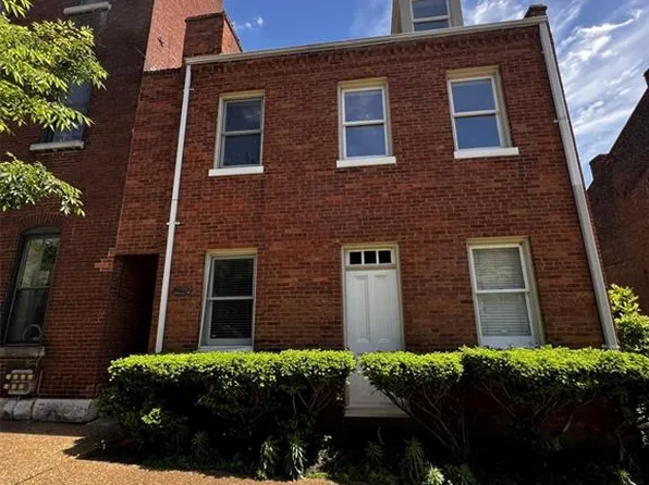 2204 Menard St, Saint Louis, MO 63104