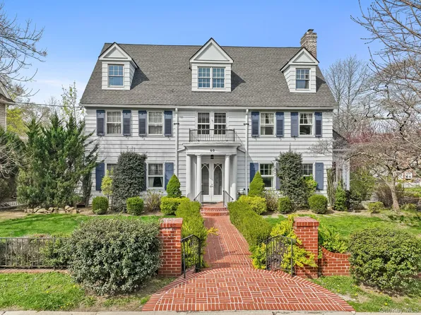 60 Greenridge Avenue, White Plains, NY 10605