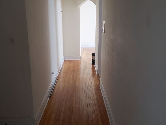 5th image of 7505 35th Ave #2