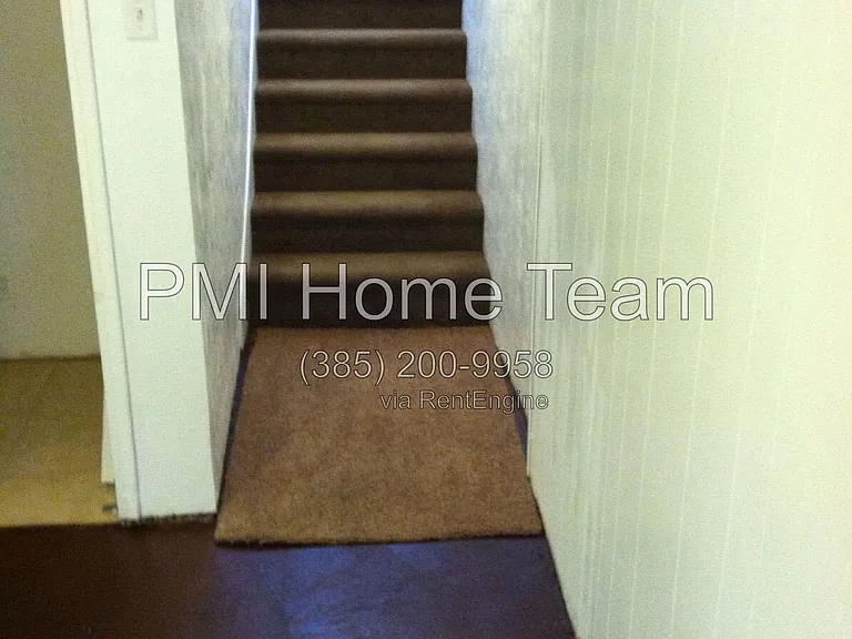 567 E 4400 S — Photo 24