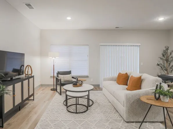 Centennial Farms Townhomes