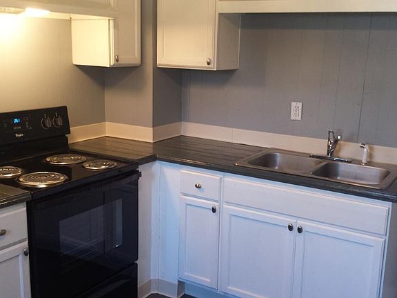 4th image of 21602 Pannill St