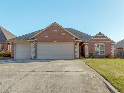 104 Stone Creek Rd, Midwest City, OK, 73130