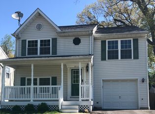 7713 Grace Ave, Pasadena, MD 21122