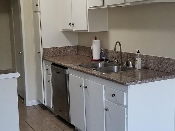 4th image of 805 Glenway Dr Unit 311