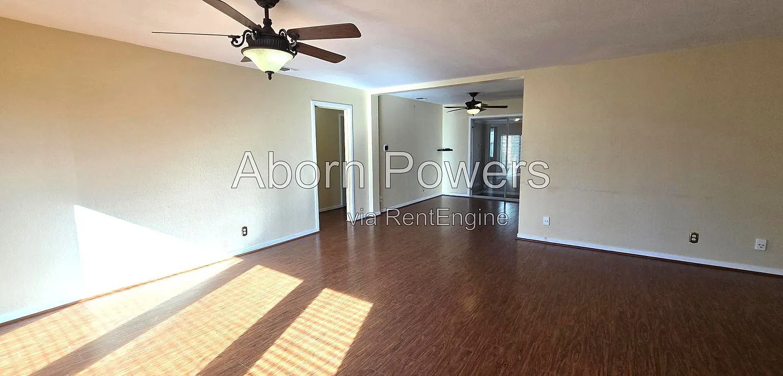 2 bed, 2.0 bath, 1228 sqft, $2,445 — Photo 3