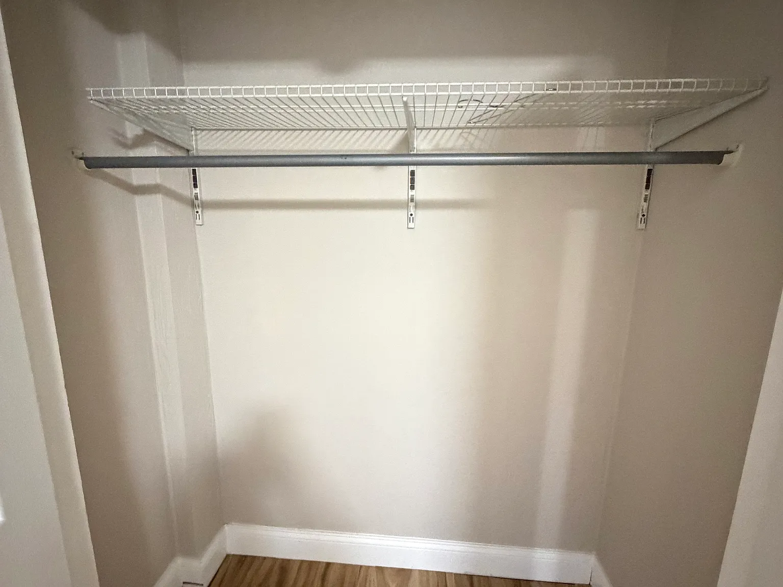 3 bed, 1900 sqft, $4,473 — Photo 3