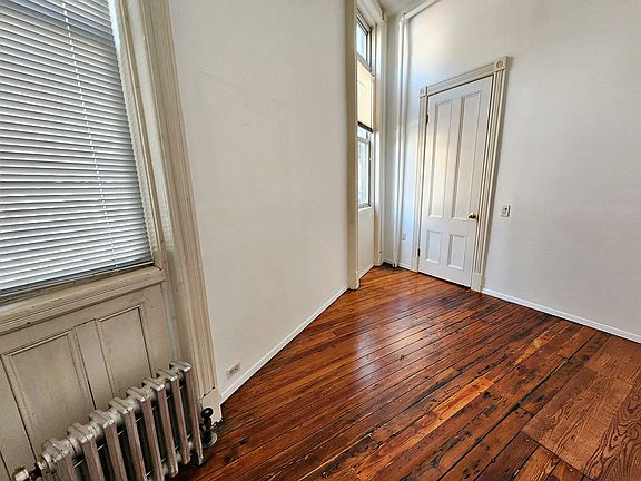 5th image of 33 N Henry St #1A