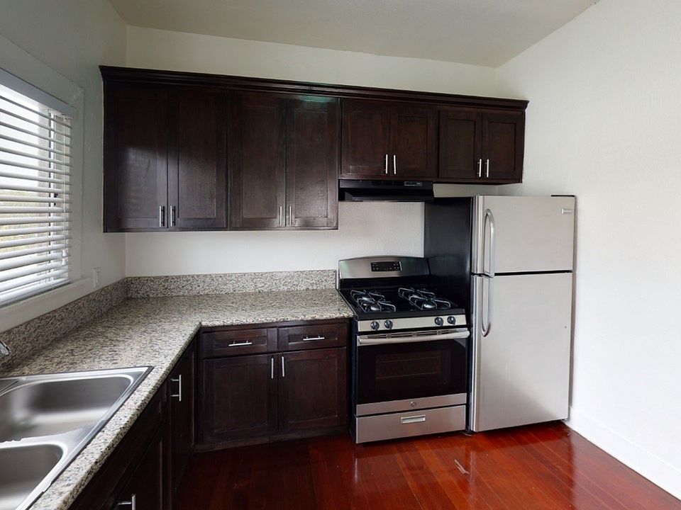 HBT Casa Bonita Apartments 712 N Hobart Blvd Los Angeles, CA Zillow