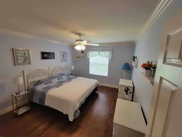 498 Ambrosia Pl — Photo 10