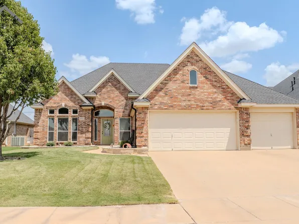 4905 Silver Crest Dr, Wichita Falls, TX 76310