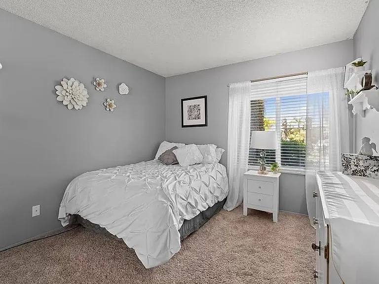 4919 Glenhaven Dr — Photo 10