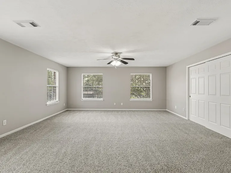 3007 Eagle Lake Dr — Photo 18