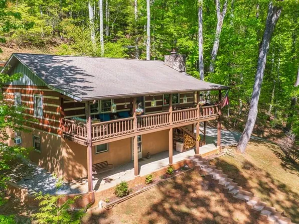 541 Trimont Mountain Trl, Franklin, NC 28734