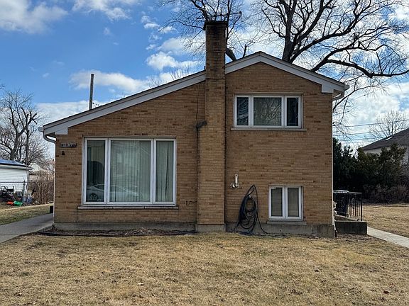 2nd image of 11169 S Longwood Dr