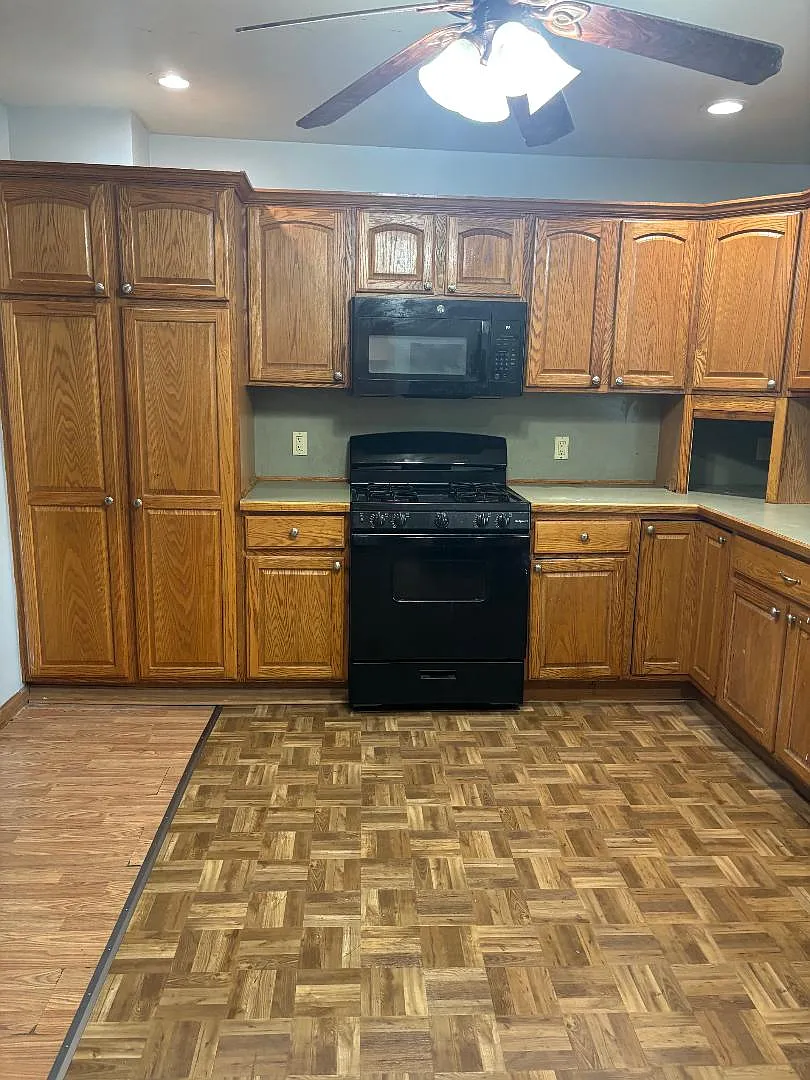 3 bed, 1014 sqft, $1,500 — Photo 4