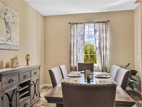 5th image of 8230 Woodvine Cir