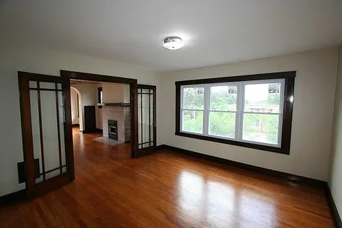2 Bedroom Apartment Only 7 Minutes From Downtown - 4 Alternate Routes To Downtown With No Tunnels... — Photo 2