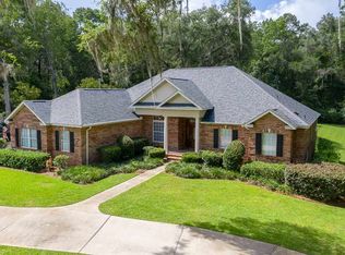 1060 Summerbrooke Dr, Tallahassee, FL 32312