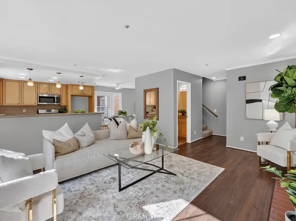 323 Genoa St Unit A, Monrovia, CA 91016