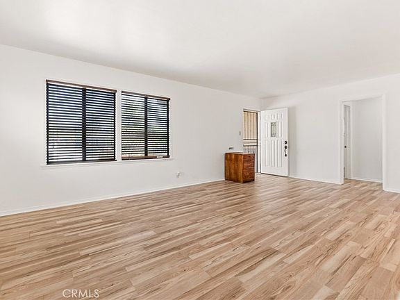 5th image of 4402 Cathann St