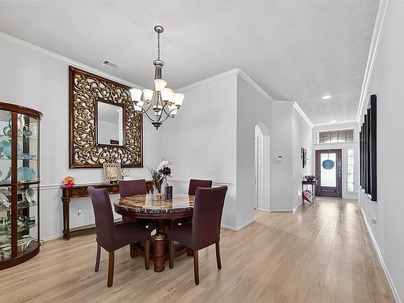3rd image of 13415 Star Creek Ln