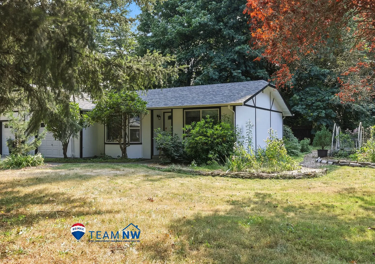 2 bed one bath once car garage - Tumwater School District — Photo 1