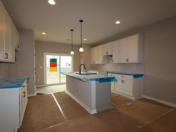 5th image of 5636 Dutch Ln