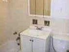 2nd image of 1022 W Catalpa Ave APT 307