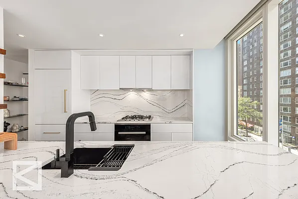 Kitchen, photo 2