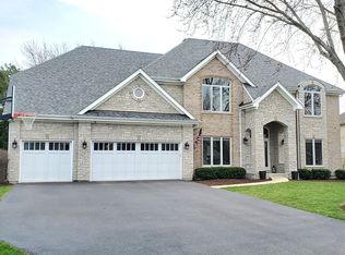 1561 Fairway Cir, Geneva, IL 60134