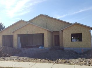 503 N Shamrock Rd, Greenacres, WA 99016