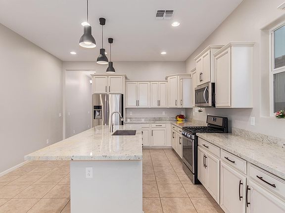 4th image of 20579 W Nelson Pl