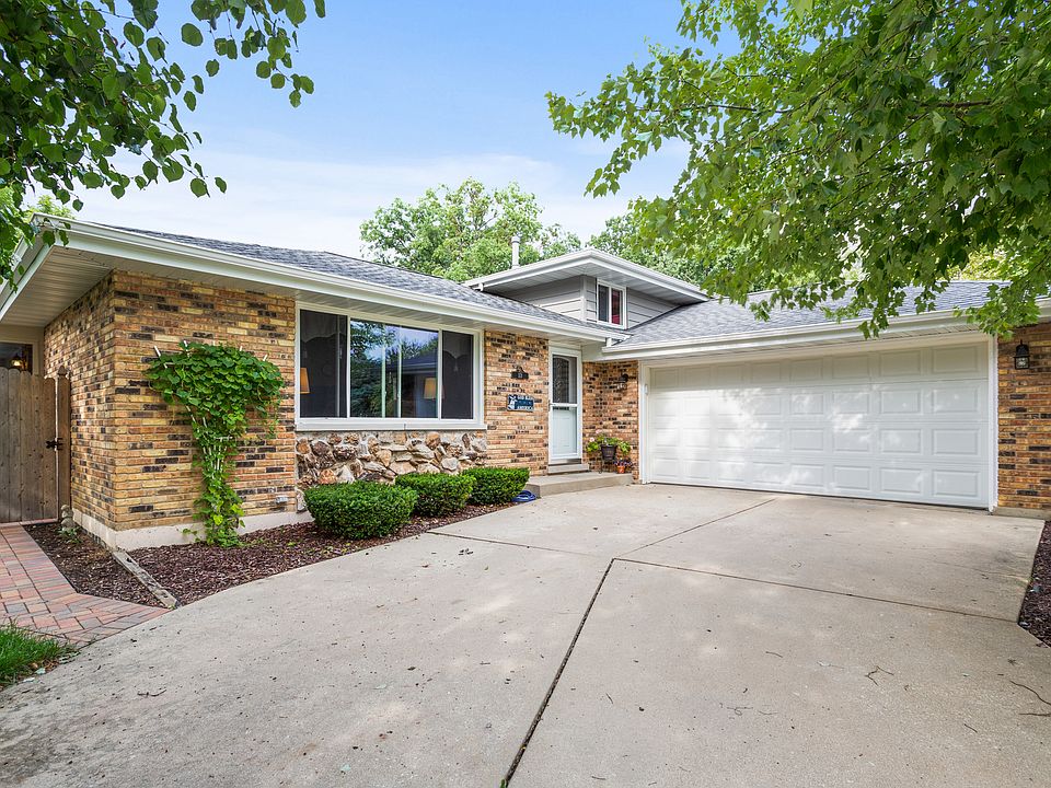 1st image of 113 Kimber Dr