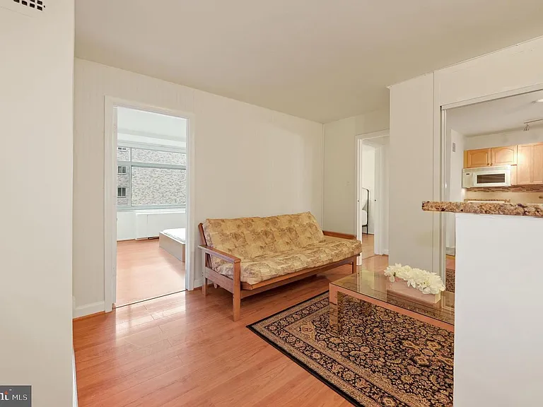 2401 Washington Cir NW #H-803 — Photo 11