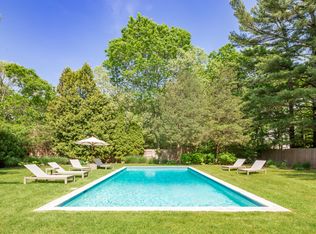 1 Cowhill Ln, Wainscott, NY 11975
