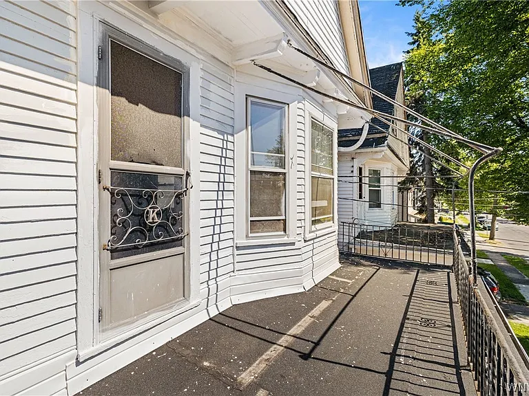 213 Keystone St — Photo 8