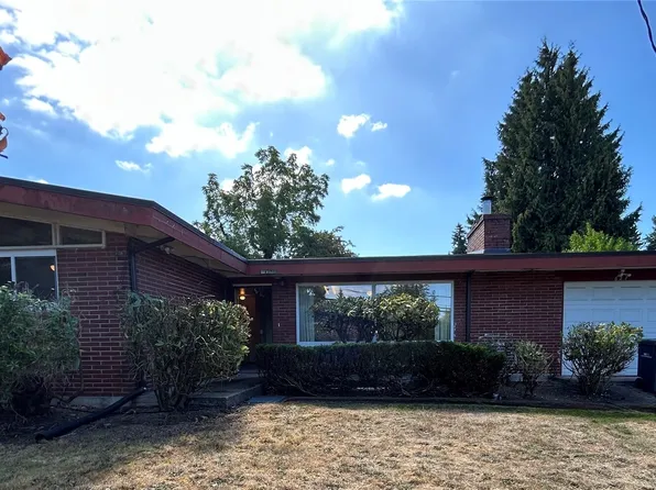 627 SW Normandy Road, Normandy Park, WA 98166