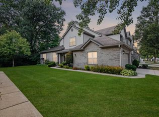 9233 Muir Ln, Fishers, IN 46037