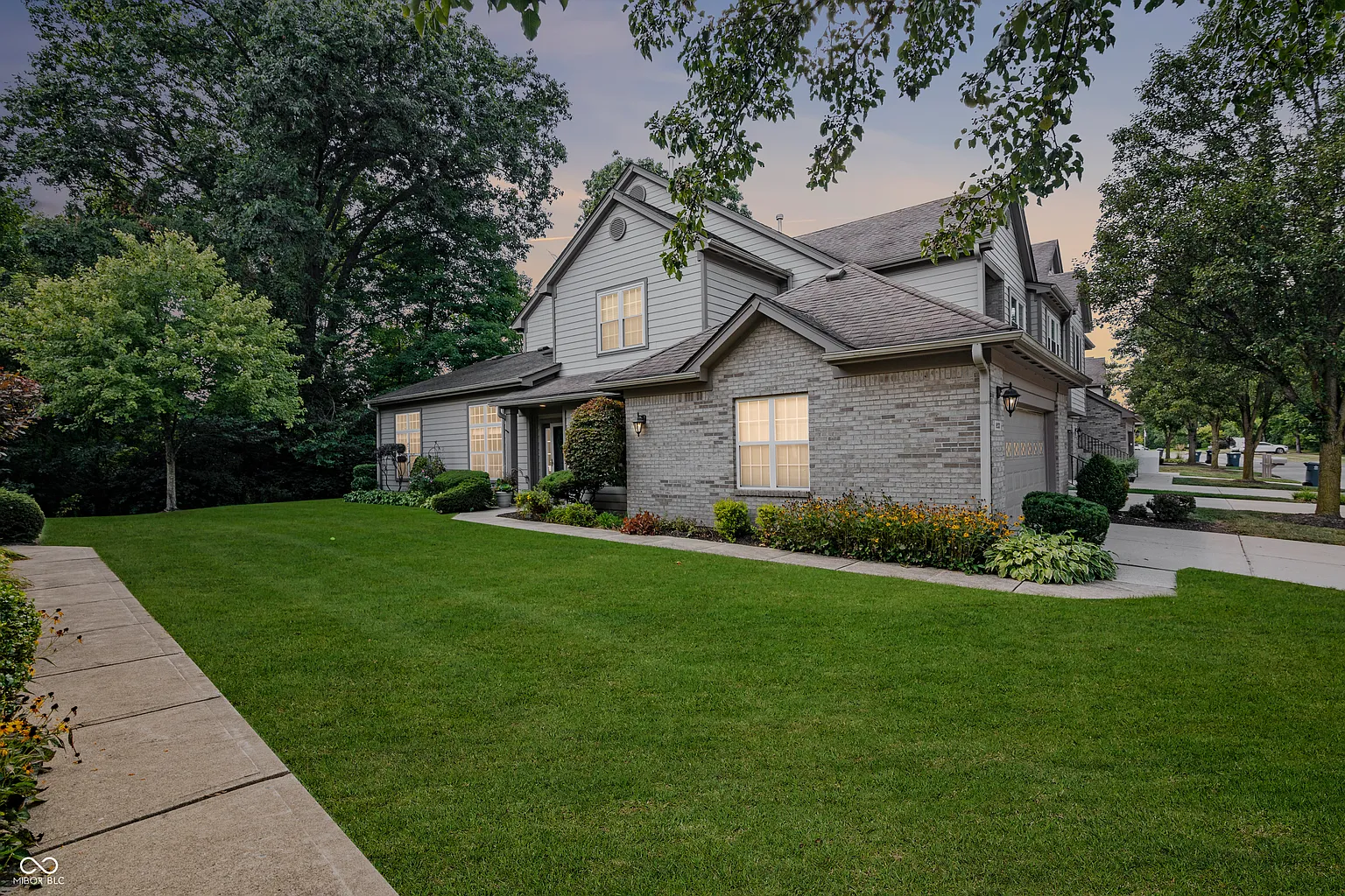 9233 Muir Ln photo 1