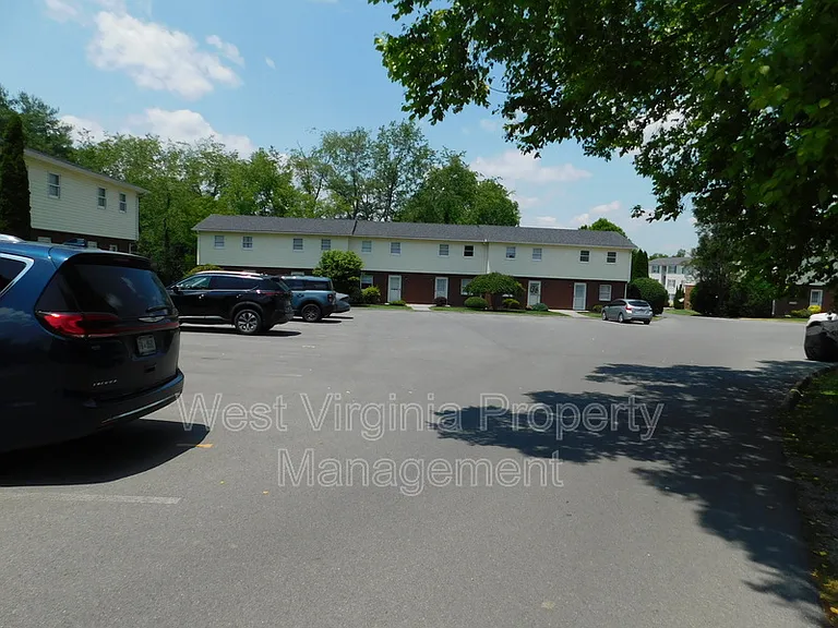 198 Cardinal Way #46 — Photo 5