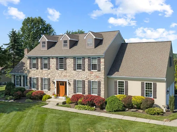 3821 Fountain Cir, Fountainville, PA 18923