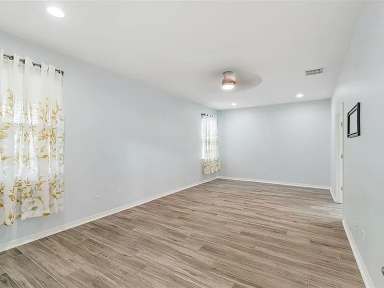 11852 Gavin Ln — Photo 20