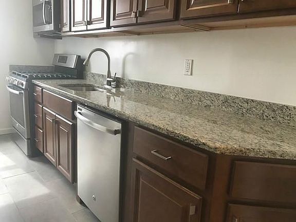 2nd image of 4705 44th St APT D5