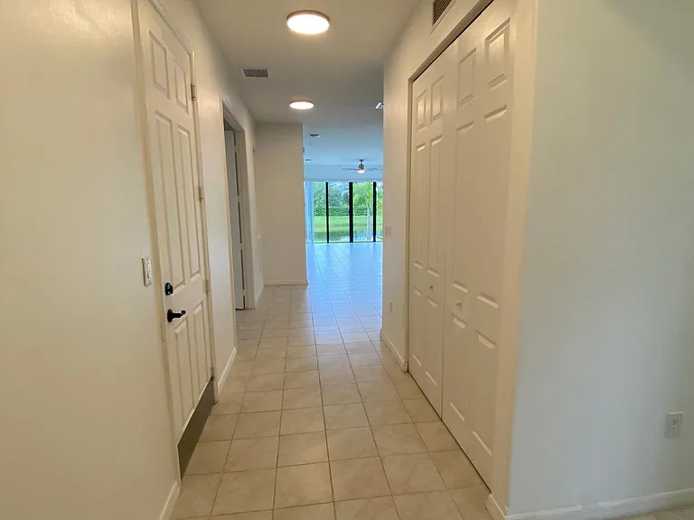 5447 Useppa Dr — Photo 2