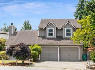 9015 NE 138th Pl, Kirkland, WA 98034