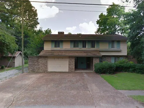 207 W 7th St, Stuttgart, AR 72160