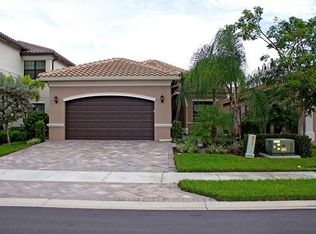 4327 Aurora St, Naples, FL 34119
